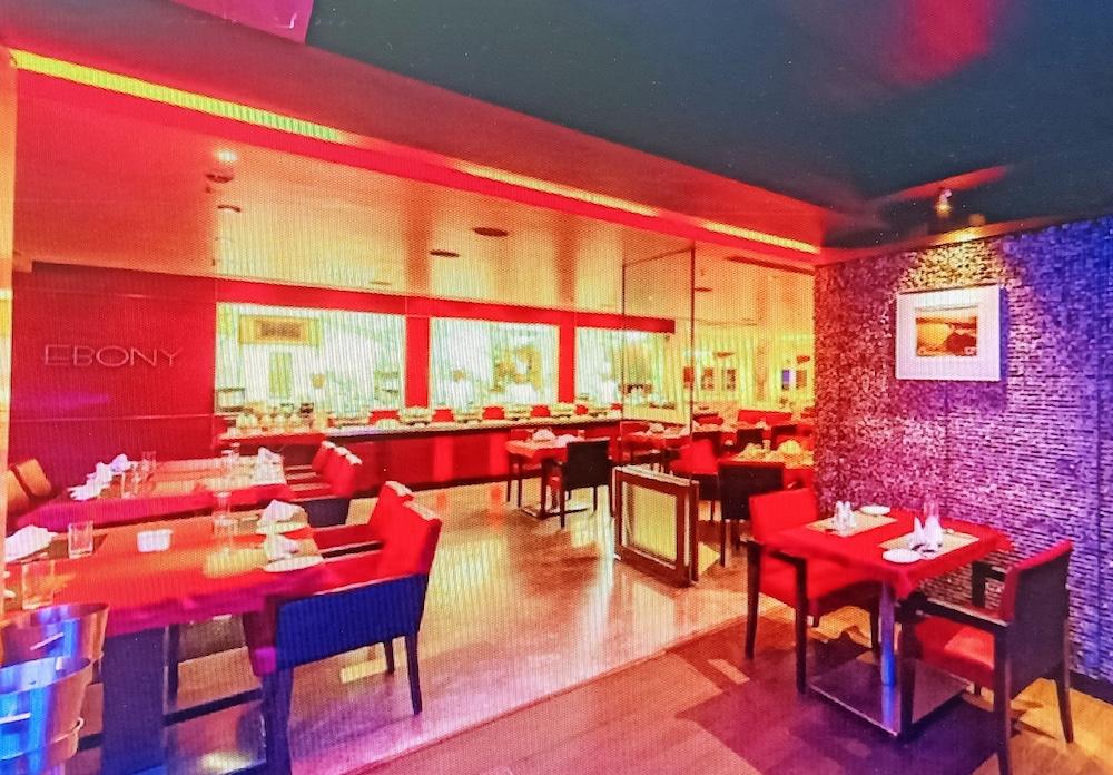 St Laurn Koregaon Park Pune Zewnętrze zdjęcie